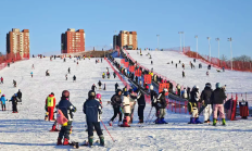 虎扑:从400到10万——一座滑雪场撬动的城市更新实践
